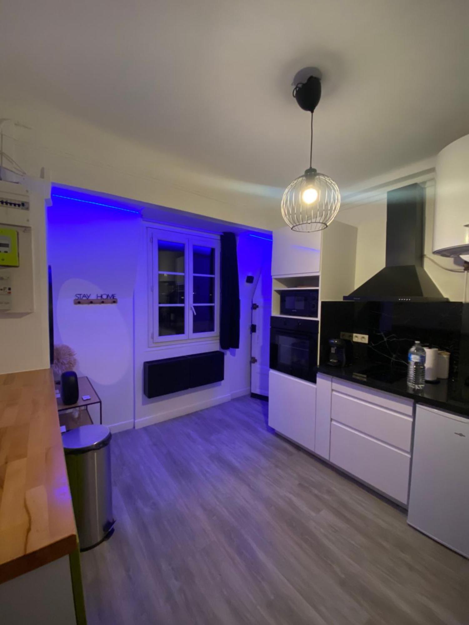 Appartement Vue Tour Eiffel Ligne 14 A Cote De Paris Gentilly Kültér fotó